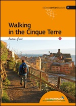 Walking in the Cinque Terre Libro di  Andrea Greci